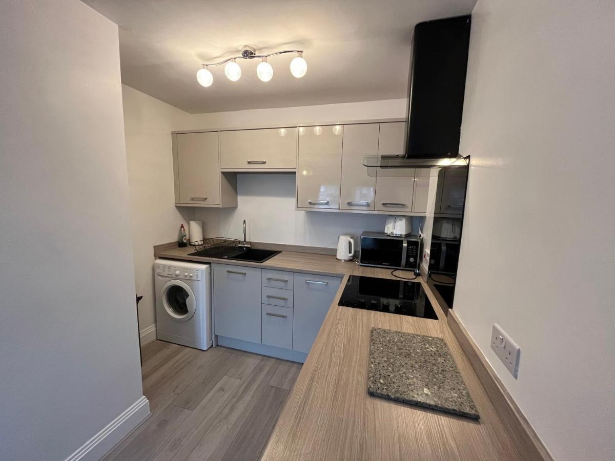 York Centre 2 Bedroom Renovated Flat, 8 Escrick Street المظهر الخارجي الصورة